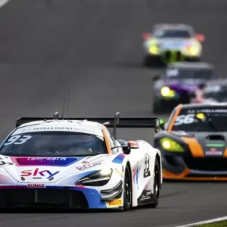 [Racing] Xie Rongjian won the British GT final and set a record of 9 podiums in the entire season